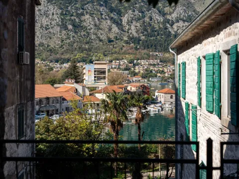 Prodaja, dvosoban stan, 74m², Stari Grad Kotor, Kotor - image 16