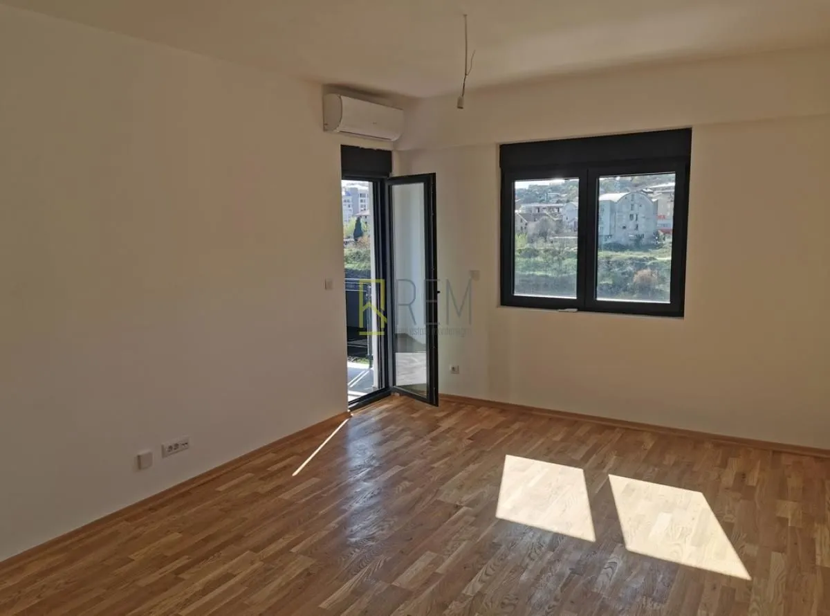 Prodaja, dvosoban stan, 64m², Zagorič, Podgorica