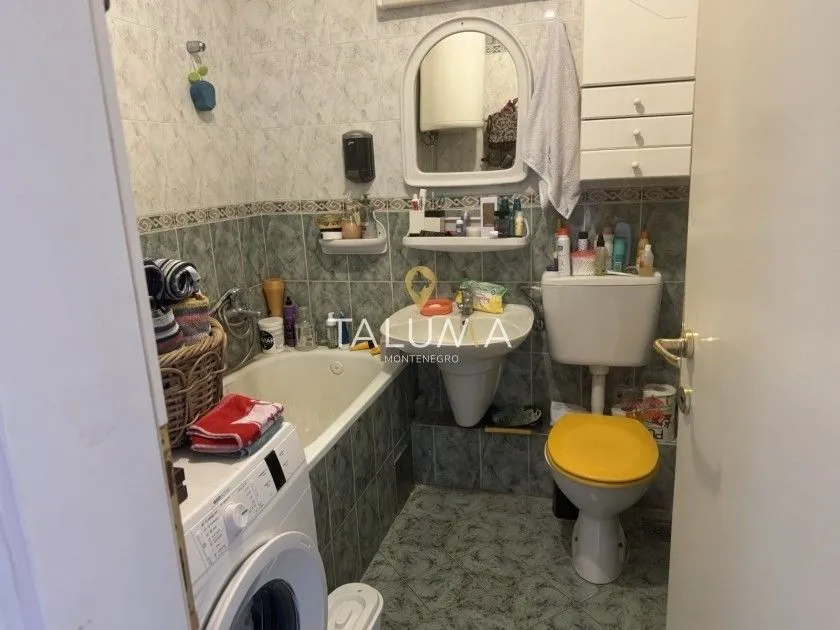 Prodaja, garsonjera, 30m², Preko Morače, Podgorica