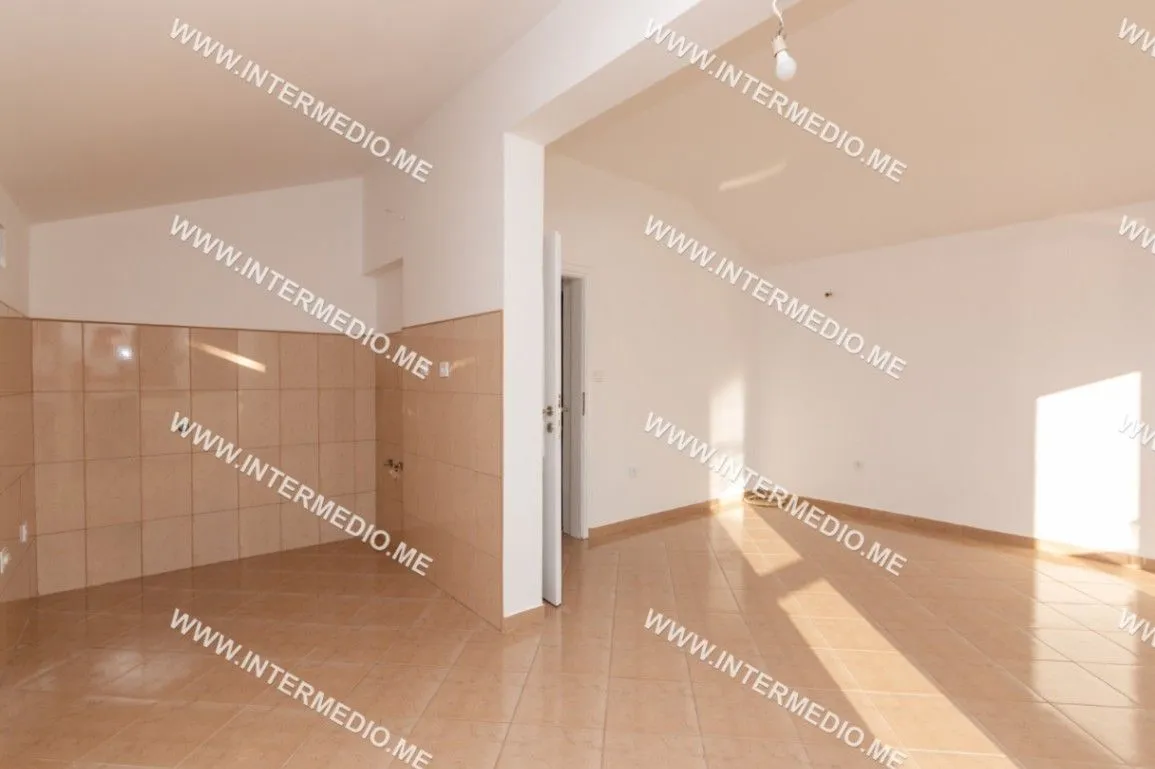 Prodaja, dvosoban stan, 64m², Kumbor, Herceg Novi