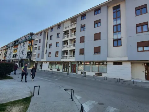 Izdavanje, jednosoban stan, 55m², Dalmatinska ulica, Podgorica - image 14