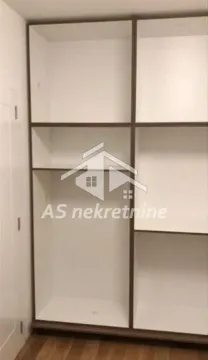 Izdavanje, dvosoban stan, 43m², Južni Bulevar, Vračar Sve Podlokacije - image 7