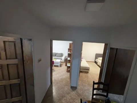 Rent, two bedroom apartment, 64m², Sutomore, Bar - image 6