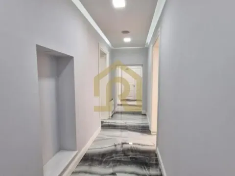 Izdavanje, poslovni prostor, 150m², Stari Grad, Beograd - image 4