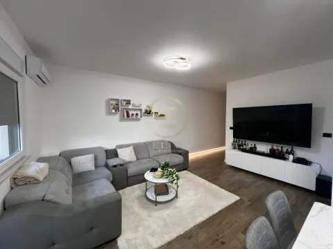 Prodaja, trosoban stan, 87m2, Veternička rampa, Novi Sad, Novi Sad Prodaja, trosoban stan, 87m2, Veternička rampa, Novi Sad, Novi Sad