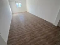 Izdavanje, trosoban stan, 92m², Šušanj, Bar - image 3