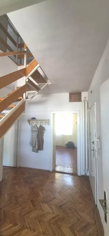 Prodaja, dvosoban stan, 75m², Kalenić Pijaca, Vračar Sve Podlokacije