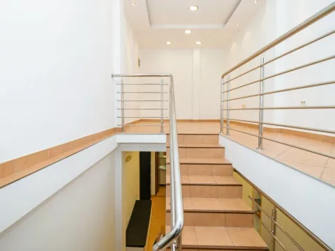 Rent, office space, 46m², Centar, Podgorica - image 4