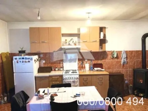 Prodaja, kuća, 160m², Borča 1, Borča Sve Podlokacije - image 3