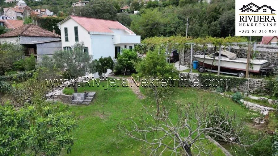 Sale, house, 143m², Morinj, Kotor
