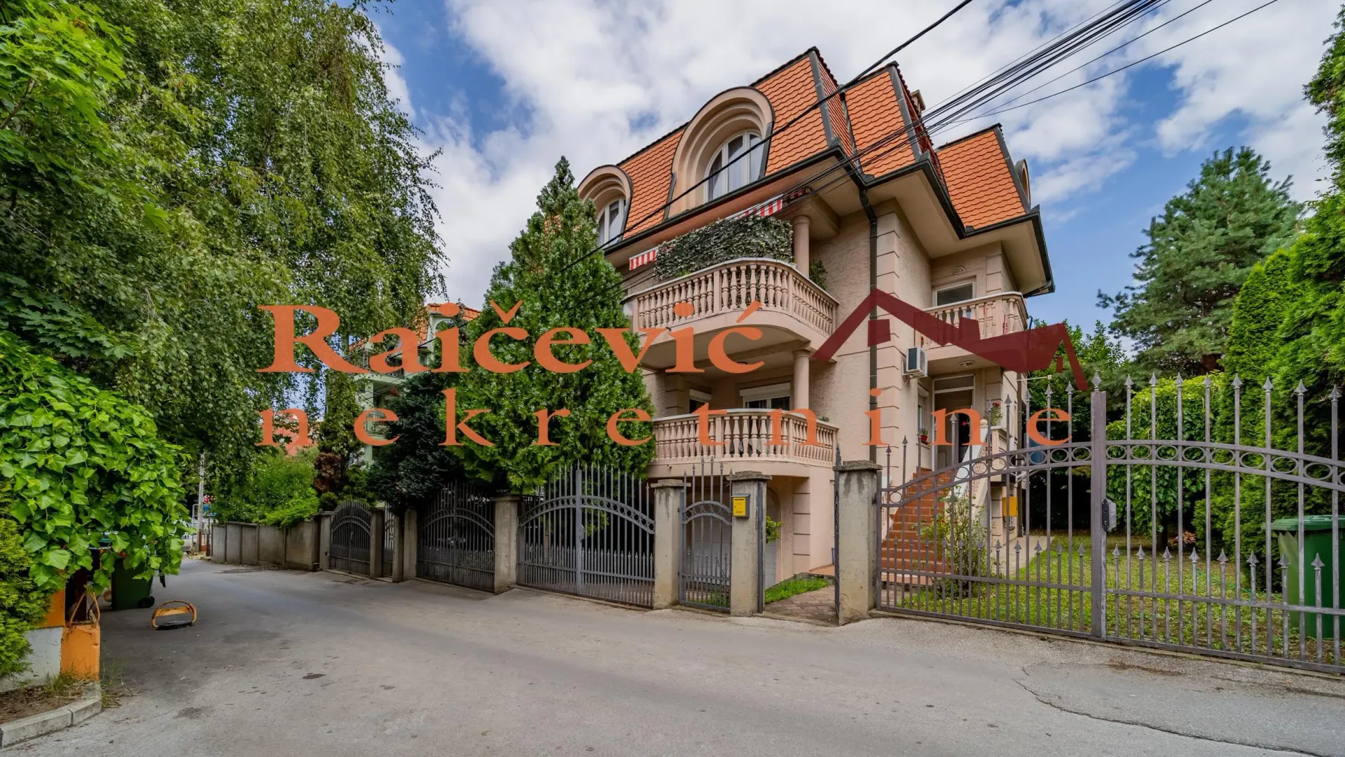 Prodaja, trosoban stan, 127m², Zvezdara Sve Podlokacije, Beograd