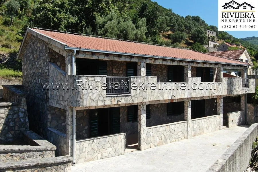 Prodaja, kuća, 219m², Đenovići, Herceg Novi