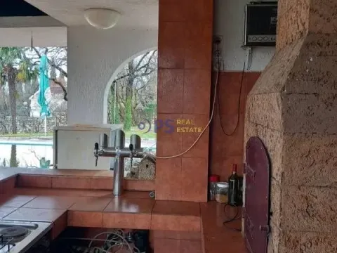 Prodaja, kuća, 400m², Podgorica, Crna Gora - image 13