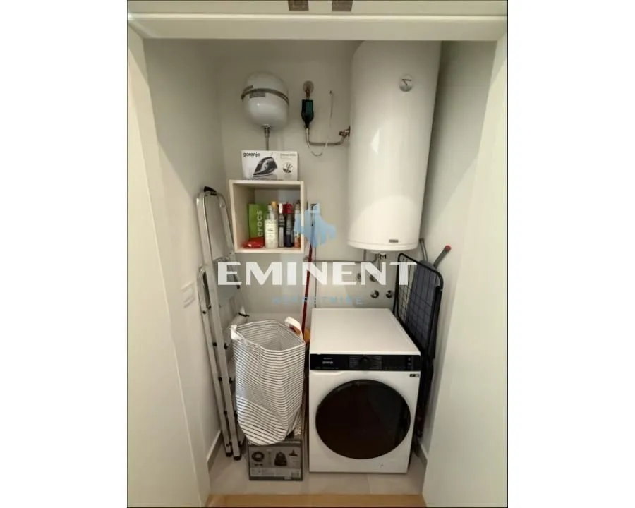 Rent, three bedroom apartment, 71m², Savski Venac, Beograd
