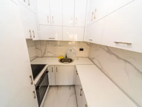 Izdavanje, jednosoban stan, 50m², Kruševac, Podgorica - image 12