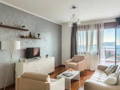 Sale, two bedroom apartment, 95m², Bečići, Budva - image 13