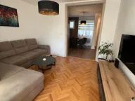 Izdavanje, dvosoban stan, 60m2, Centar, Bar