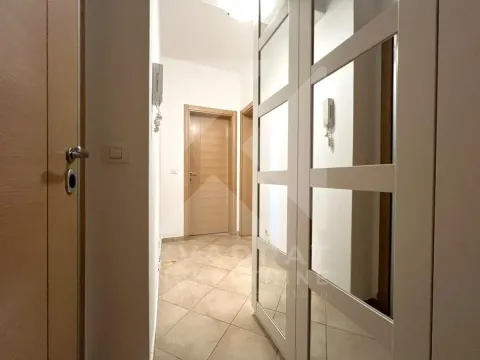 Rent, one bedroom apartment, 50m², Ljubović, Podgorica - image 7