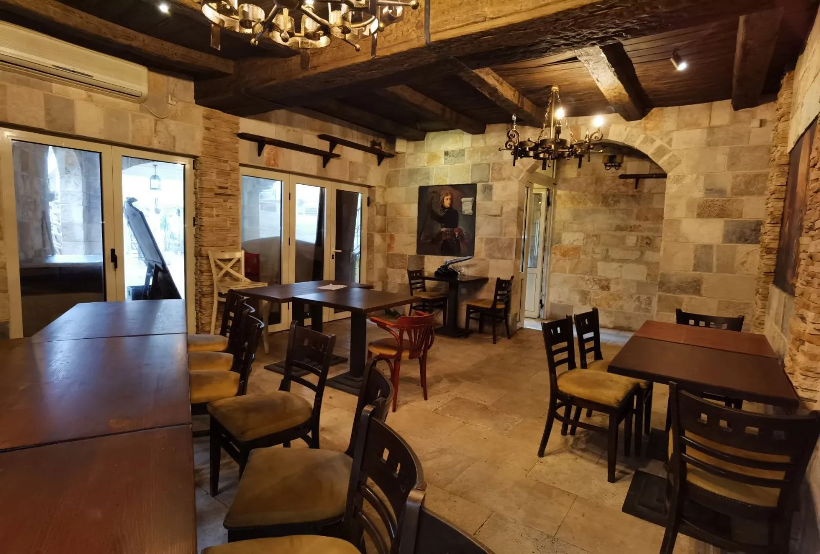 Prodaja, poslovni prostor, 173m², Petrovac, Budva