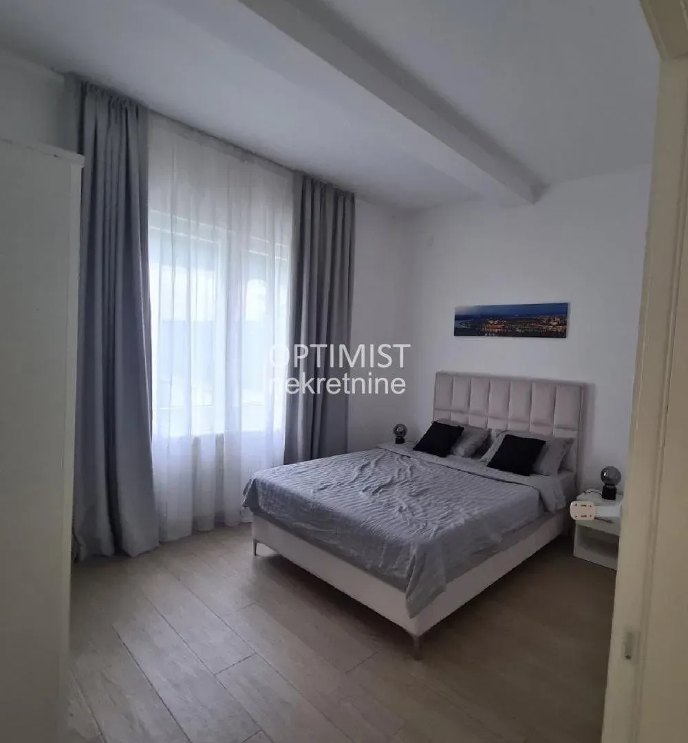 Sale, apartment, 210m², Savski Venac, Beograd