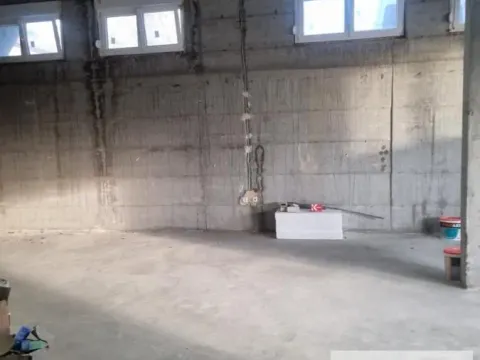 Izdavanje, poslovni prostor, 600m², Zvezdara Sve Podlokacije, Beograd - image 4