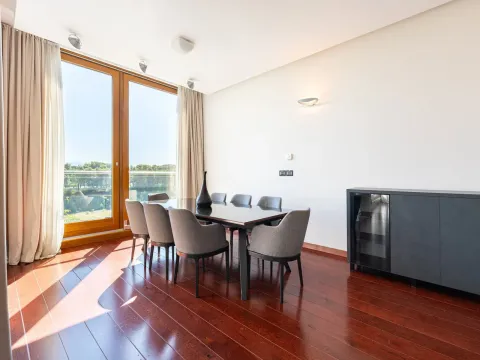 Sale, three bedroom apartment, 203m², Kod Capital Plaze, Podgorica - image 5