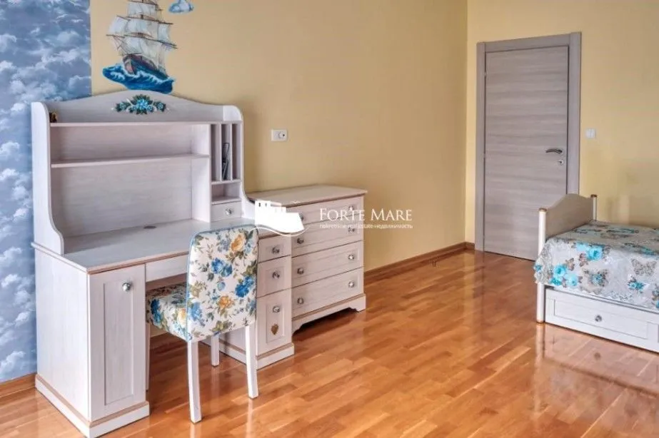Prodaja, dvosoban stan, 135m², Kumbor, Herceg Novi