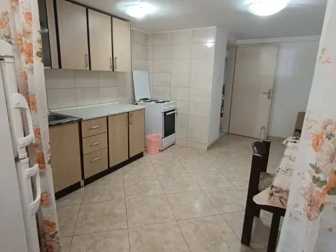 Prodaja, dvosoban stan, 68m², Centar, Podgorica - image 4