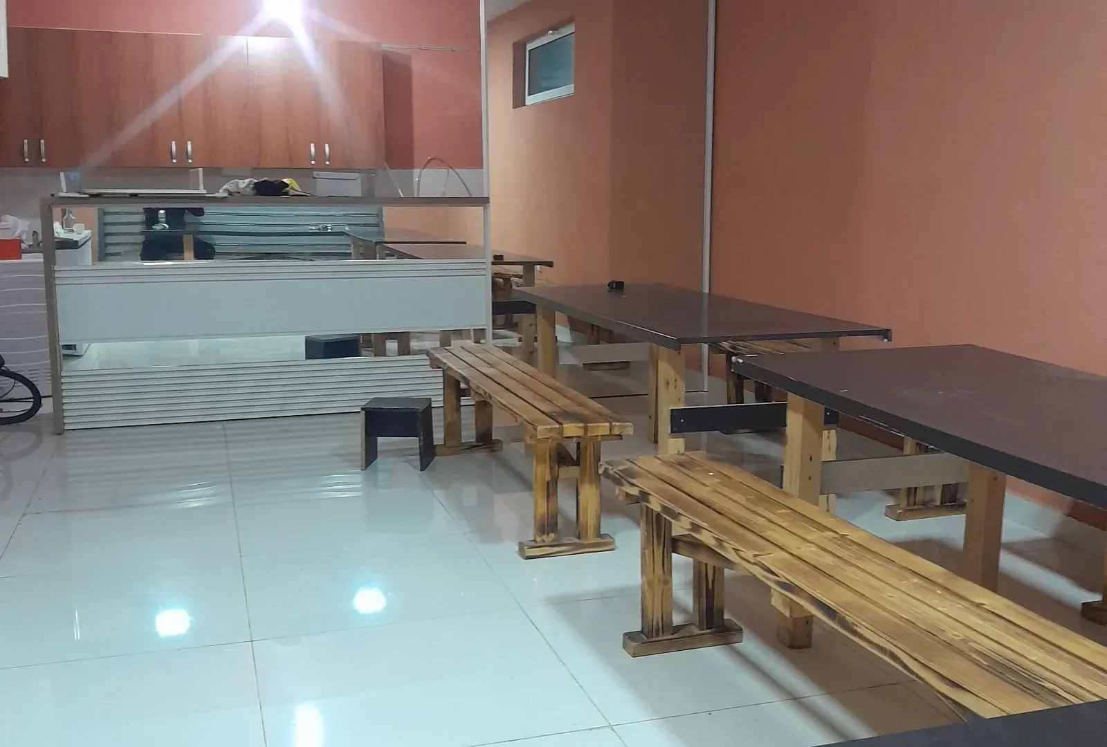 Izdavanje, stan, 300m², Podgorica, Crna Gora