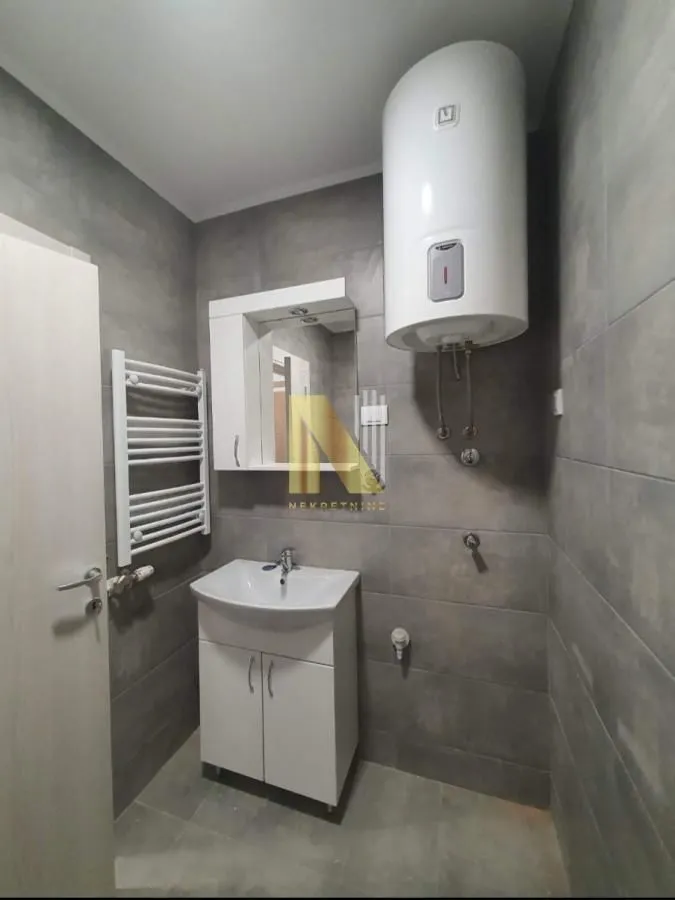 Prodaja, dvosoban stan, 43m², Salajka, Novi Sad Sve Podlokacije