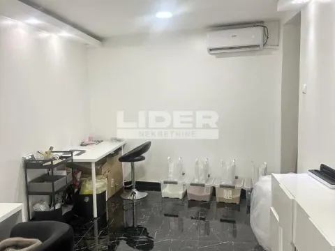 Sale, two bedroom apartment, 50m², Skadarlija, Beograd - image 8