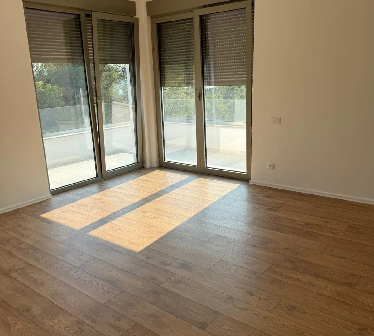 Prodaja, trosoban stan, 113m², Tivat, Crna Gora