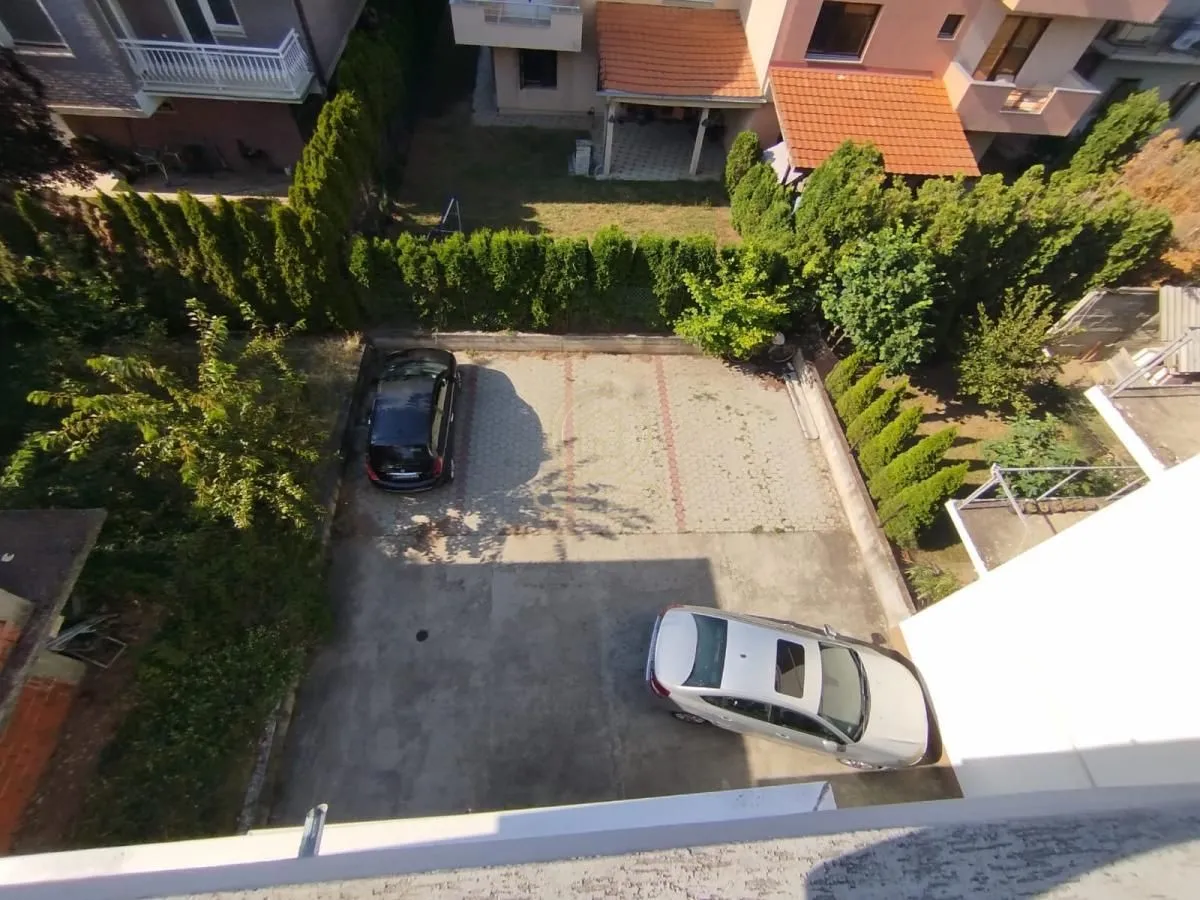 Prodaja, trosoban stan, 78m², Donja Vrežina, Niš