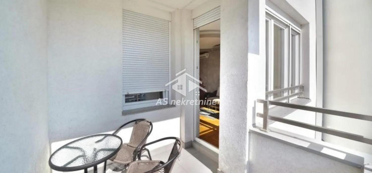 Rent, two bedroom apartment, 58m², Stari Grad, Beograd