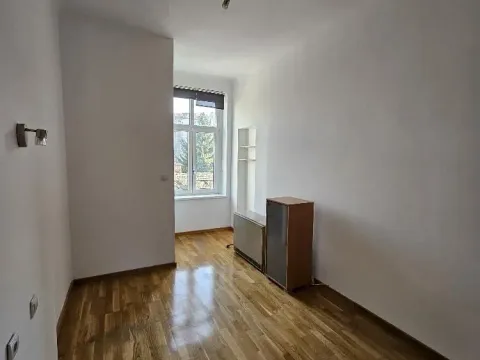 Izdavanje, poslovni prostor, 20m², Stari Grad, Beograd - image 2