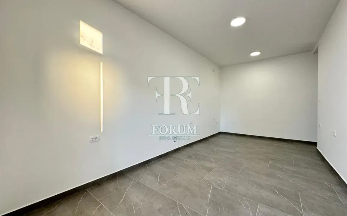 Rent, office space, 30m², Karaburško Polje, Podgorica