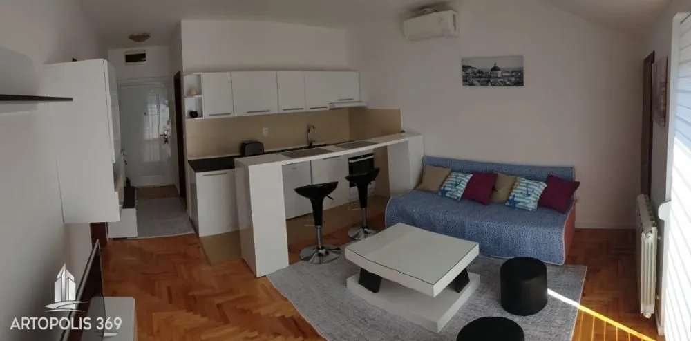 Sale, two bedroom apartment, 39m², Denkova Basta, Zvezdara Sve Podlokacije