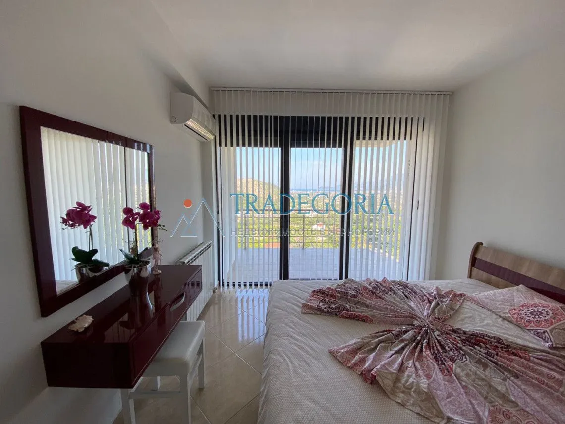 Prodaja, kuća, 300m², Bar, Crna Gora