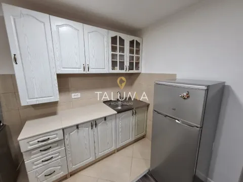 Rent, studio apartment, 20m², Tološi, Podgorica - image 8