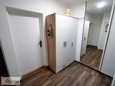 Rent, three bedroom apartment, 64m², Mirijevo Sve Podlokacije, Beograd - image 4