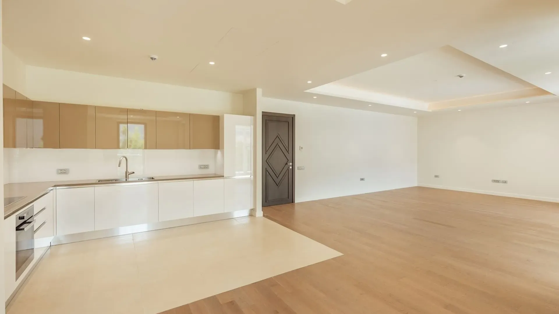 Prodaja, dvosoban stan, 171m², Portonovi, Herceg Novi