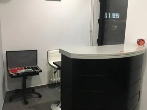 Izdavanje, poslovni prostor, 50m², Stari Grad, Beograd