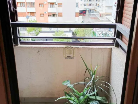 Izdavanje, jednosoban stan, 43m², Stari Aerodrom, Podgorica - image 5