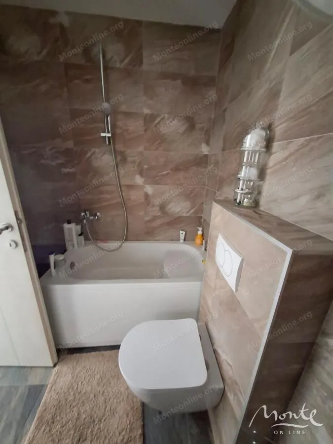 Prodaja, trosoban stan, 118m², Dubovica, Budva