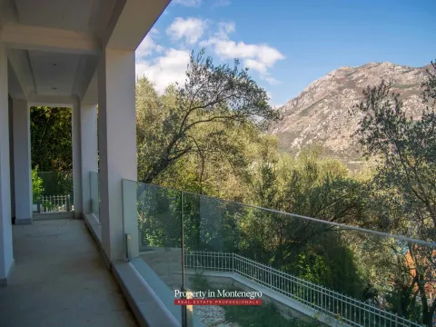 Prodaja, kuća, 585m², Stoliv, Kotor - image 5