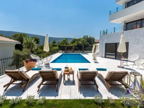 Prodaja, kuća, 420m², Đenovići, Herceg Novi - image 10