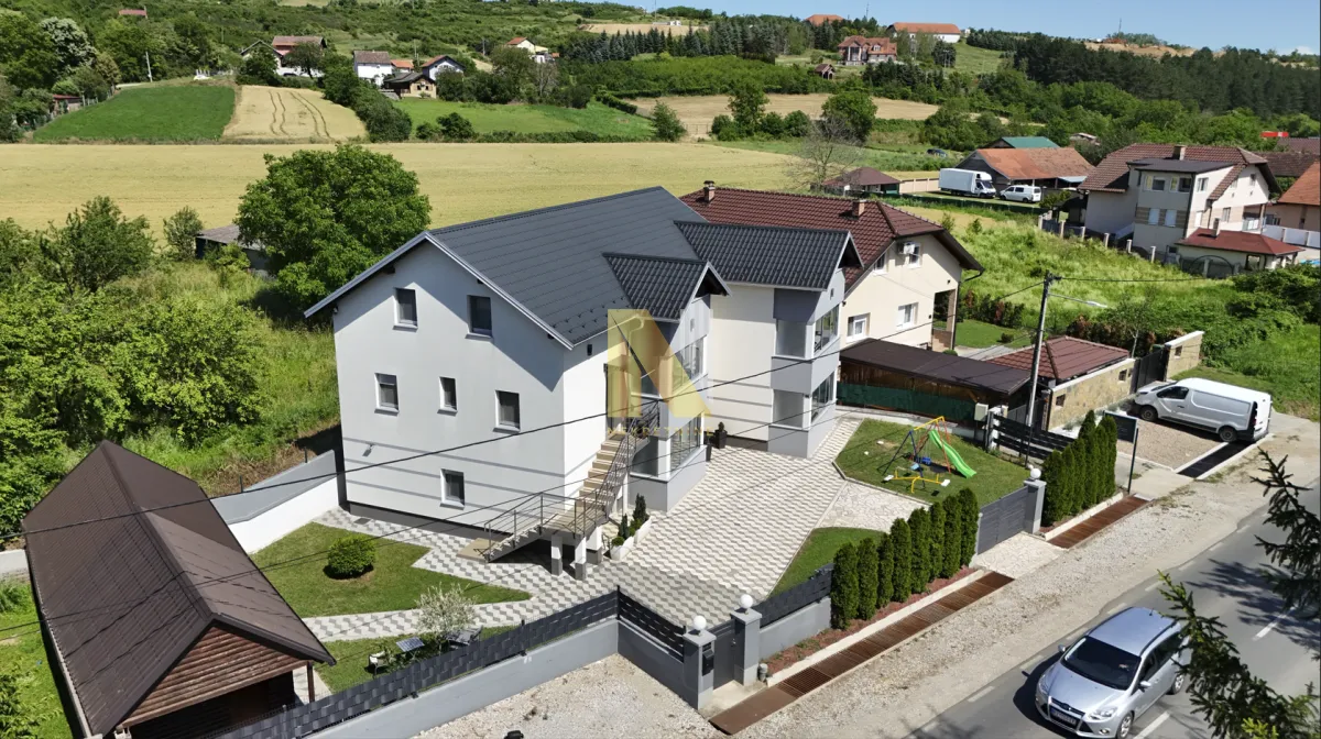 Prodaja, poslovni prostor, 396m², Banja Vrdnik, Irig