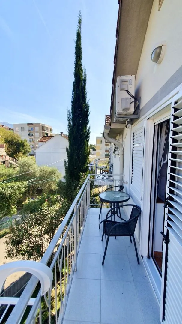 Prodaja, kuća, 375m², Kalimanj, Tivat