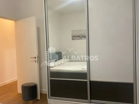 Izdavanje, dvosoban stan, 80m², Centar, Bar - image 6