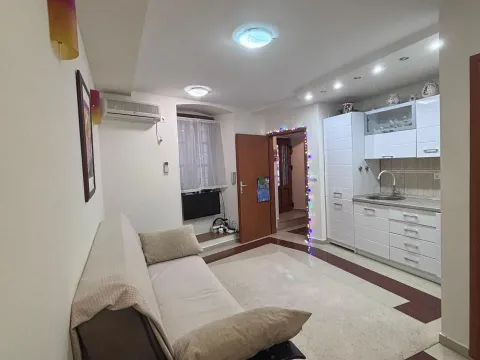 Sale, house, 70m², Stari Grad, Budva - image 9